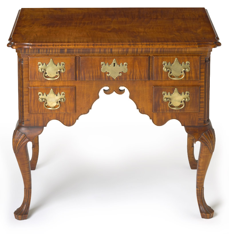 Savery Dressing Table