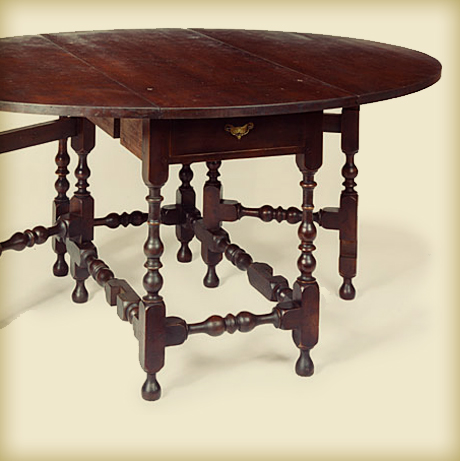 Newport Gateleg Table